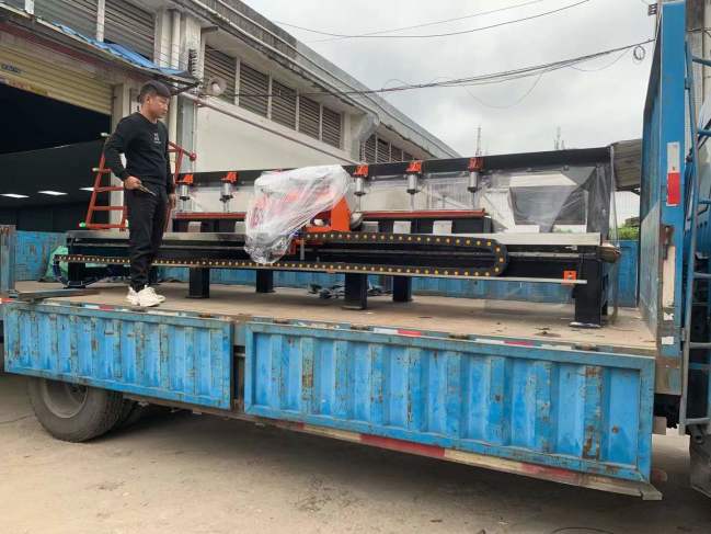 內蒙古烏蘭察布 和浙江嘉興 我又來(lái)咯，瓷磚巖板加工設備兩臺
